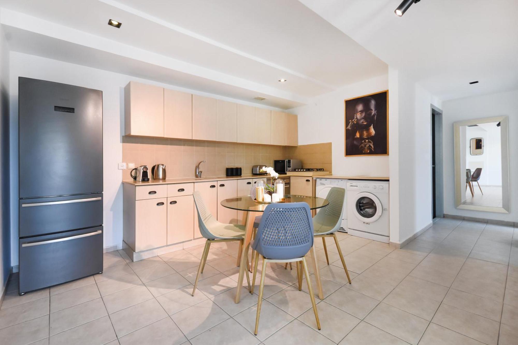 Peaceful 2Br In Noga By Holyguest Apartment เทลอาวีฟ ภายนอก รูปภาพ